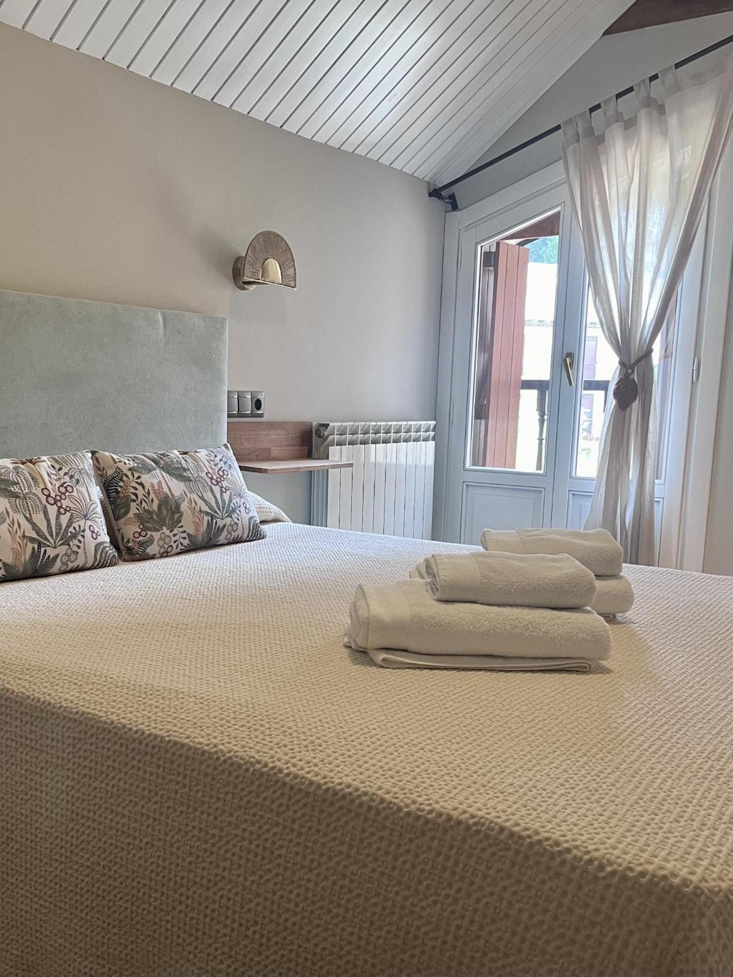 Apartamentos Blasco Tramacastilla de Tena Exteriér fotografie